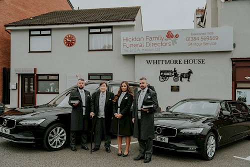 Funeral Arrangements Cradley Heath - Hickton family at Whitmore House